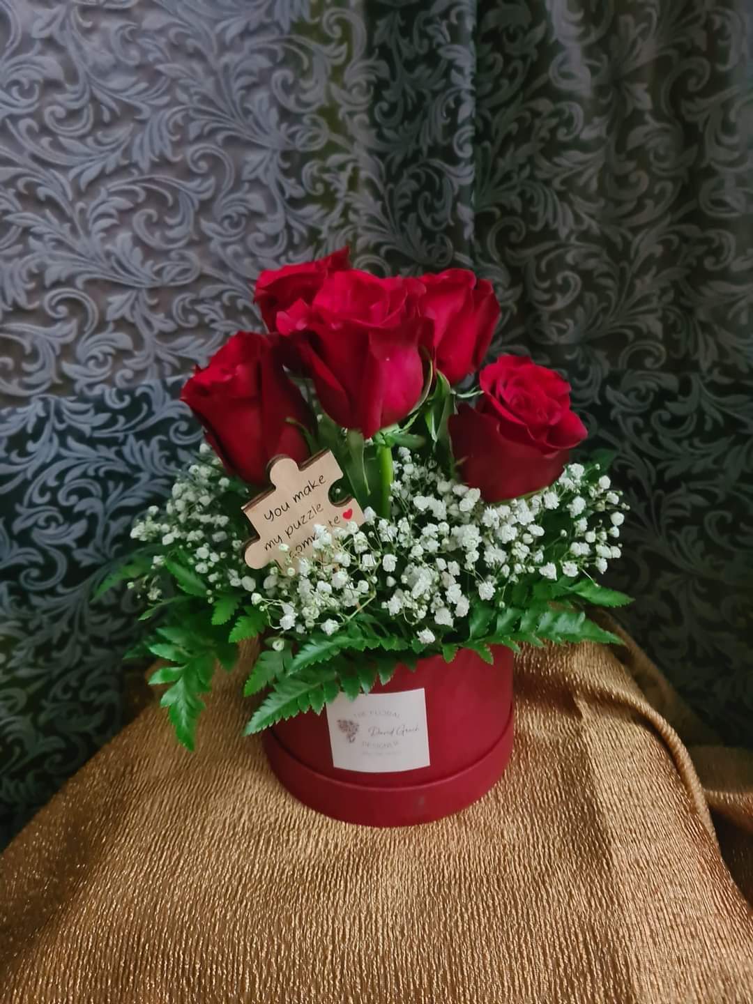 6 Roses in a Box The Floral Designer