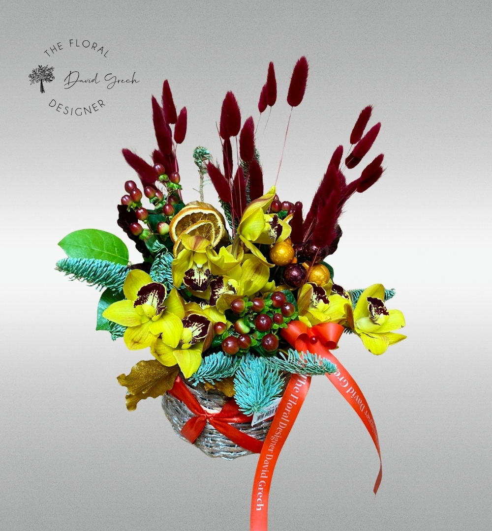 beautiful Christmas flower basket Florist Davidgrech Christmas flower basket Florist David grech