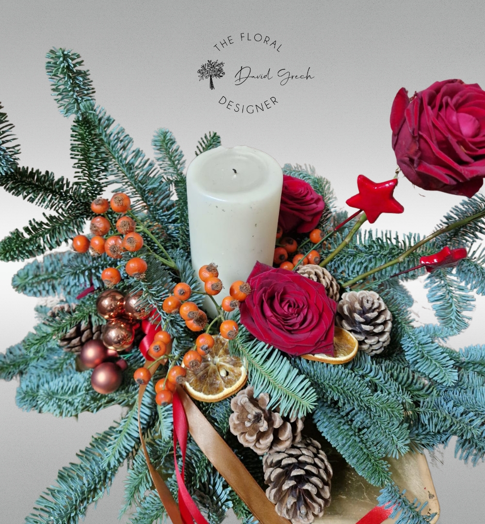 Chritsmas pine and rose and candle arrangements